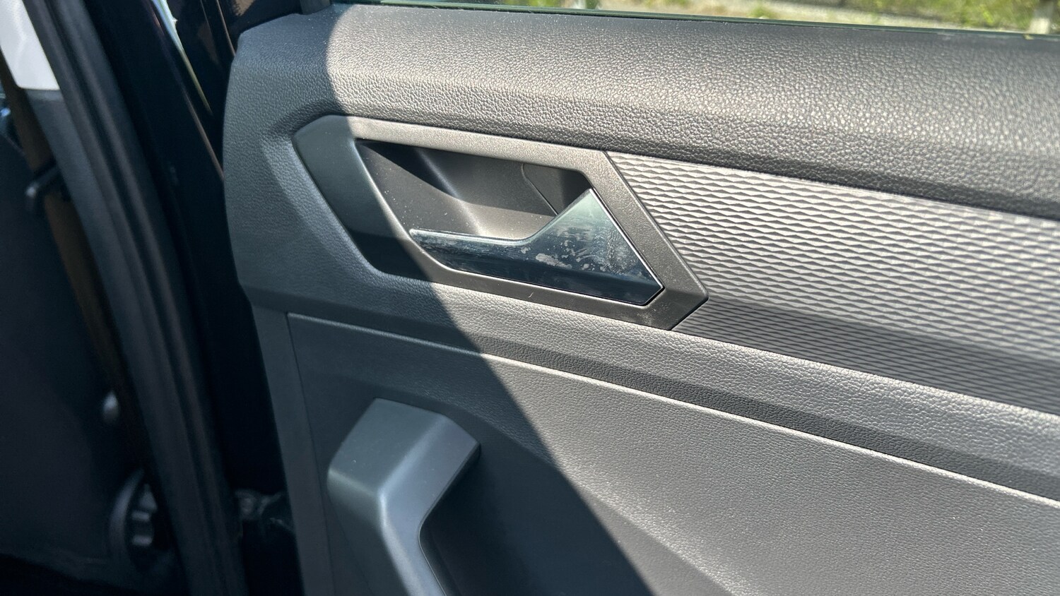 Used Volkswagen T-Roc 2023 for sale - 77718162: Photo 28