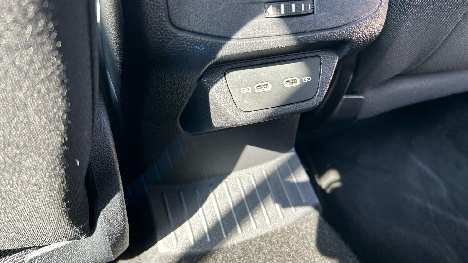 Used Volkswagen T-Roc 2023 for sale - 77718162: Photo 30