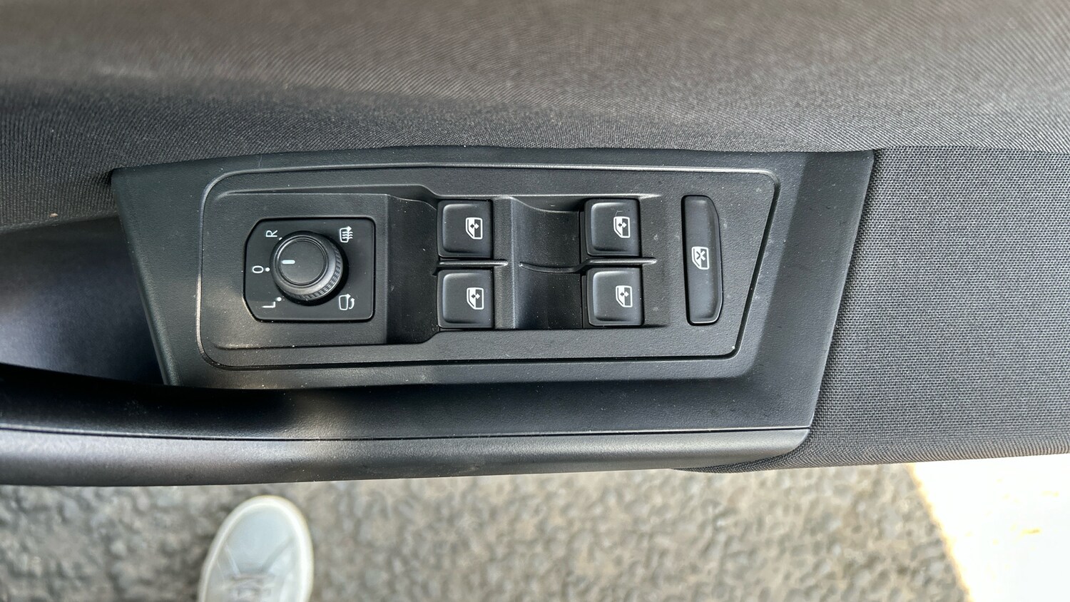 Used Volkswagen T-Roc 2023 for sale - 77718162: Photo 31