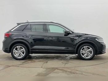 Used Volkswagen T-Roc 2025 for sale - 78290044: Photo