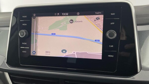 Used Volkswagen T-Roc 2023 for sale - 76097196: Photo 15
