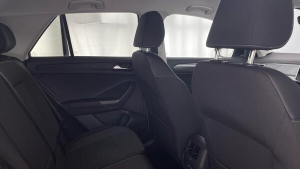 Used Volkswagen T-Roc 2023 for sale - 76097196: Photo 28