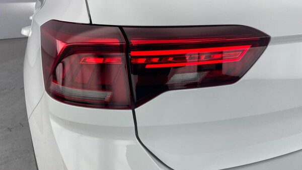 Used Volkswagen T-Roc 2023 for sale - 76097196: Photo 32