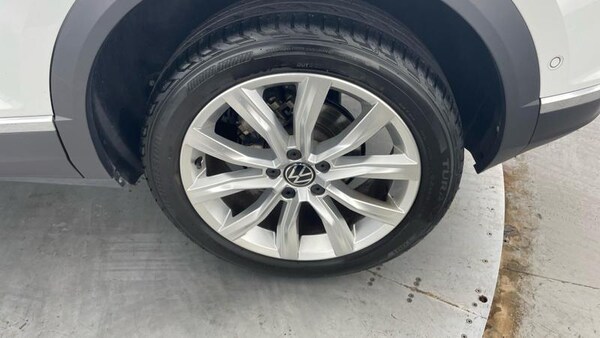 Used Volkswagen T-Roc 2023 for sale - 76097196: Photo 33