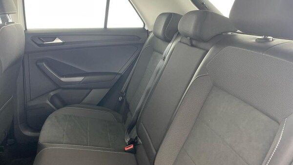 Used Volkswagen T-Roc 2023 for sale - 76097196: Photo 34