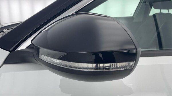 Used Volkswagen T-Roc 2023 for sale - 76097196: Photo 36