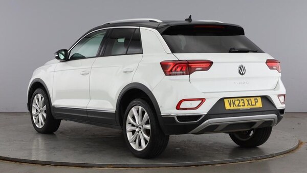 Used Volkswagen T-Roc 2023 for sale - 76097196: Photo 3