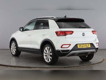 Used Volkswagen T-Roc 2023 for sale - 76097196: Photo 3