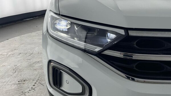 Used Volkswagen T-Roc 2023 for sale - 76097196: Photo 40