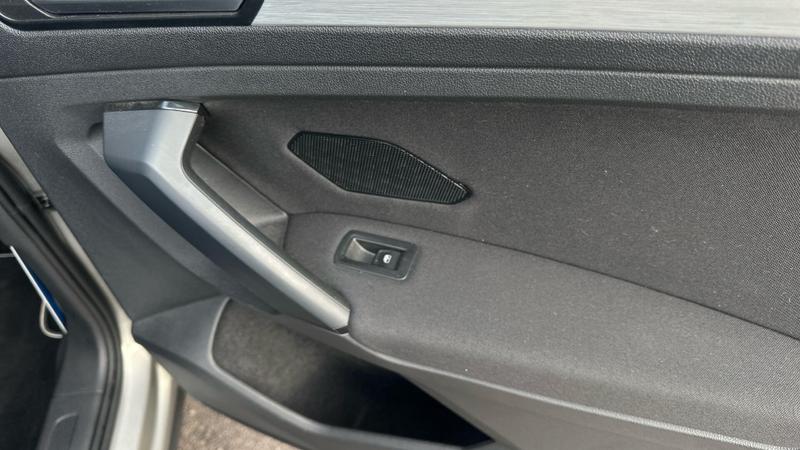 Used Volkswagen Tiguan 2020 for sale - 77363500: Photo 30