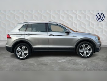 Used Volkswagen Tiguan 2020 for sale - 77363500: Photo