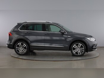 Used Volkswagen Tiguan 2023 for sale - 78736437: Photo