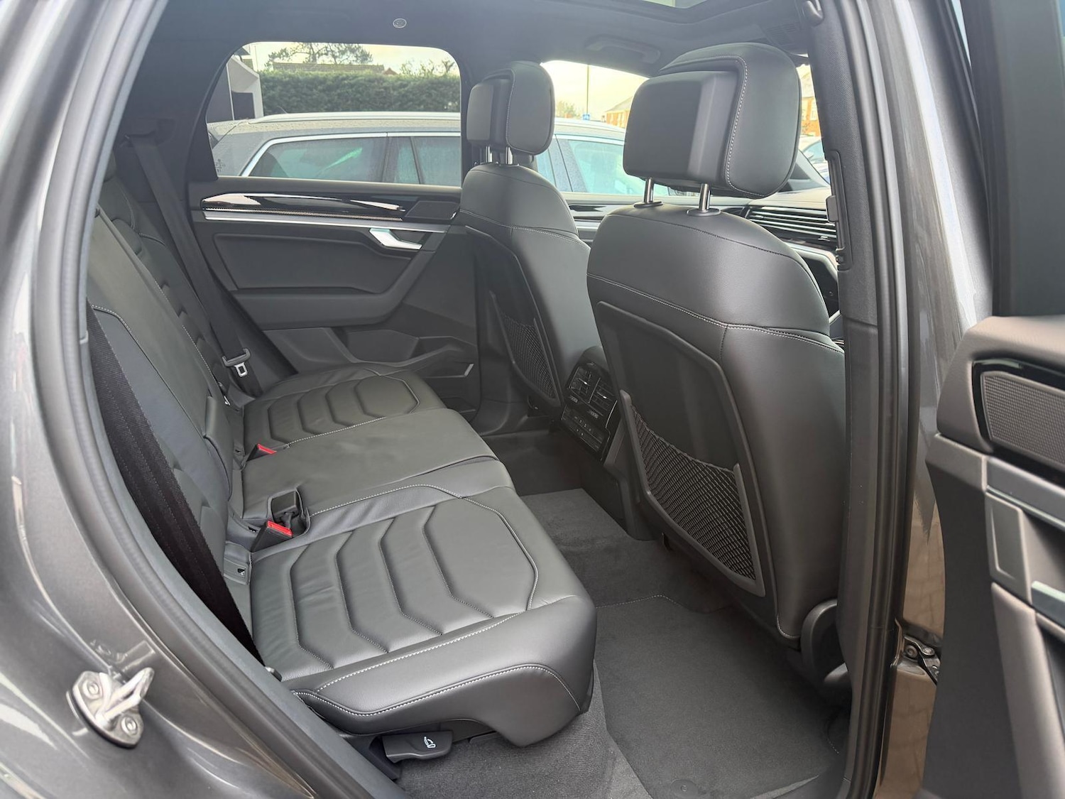 Used Volkswagen Touareg for sale - 78202234: Photo 14