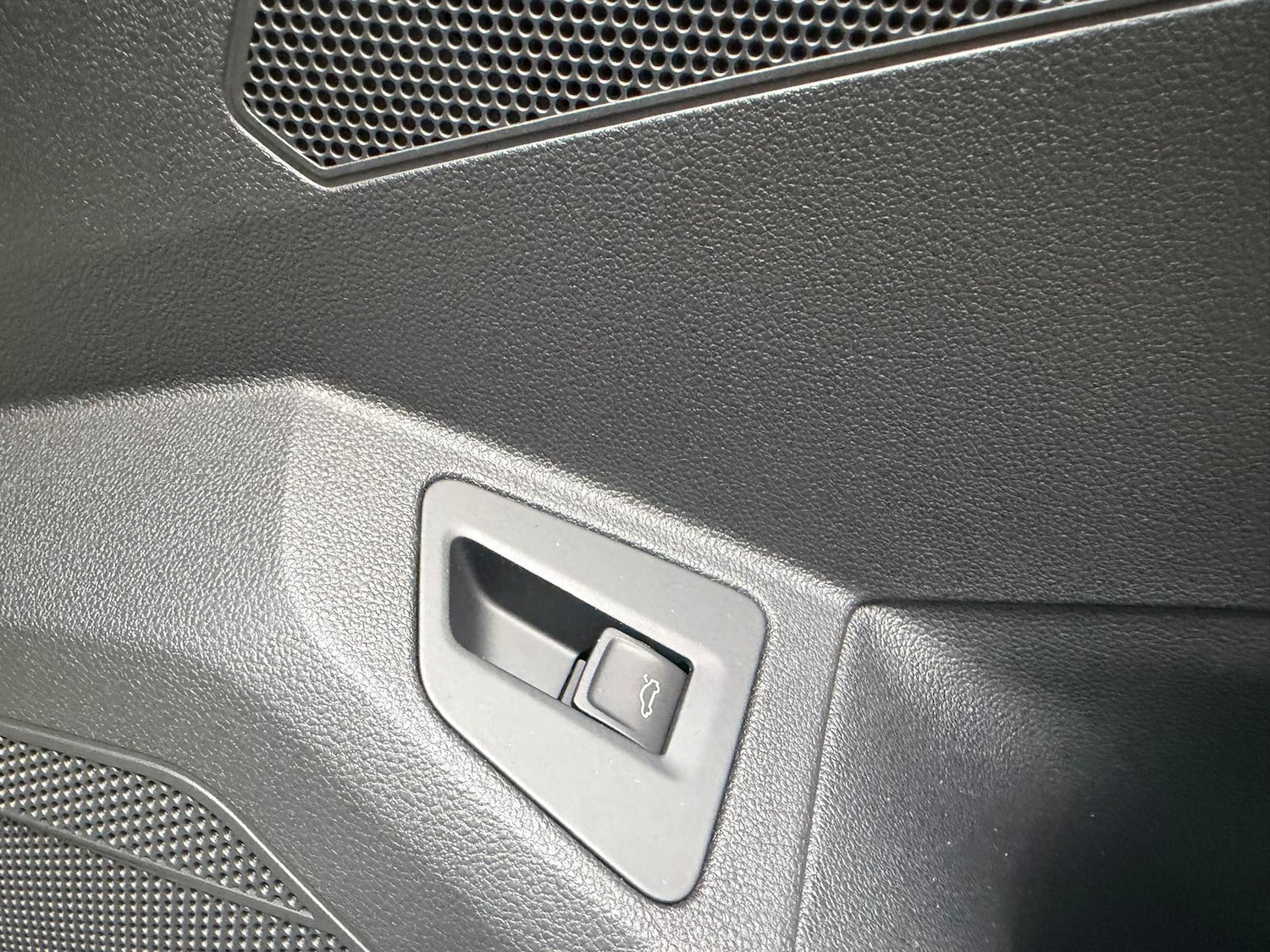 Used Volkswagen Touareg for sale - 78202234: Photo 23