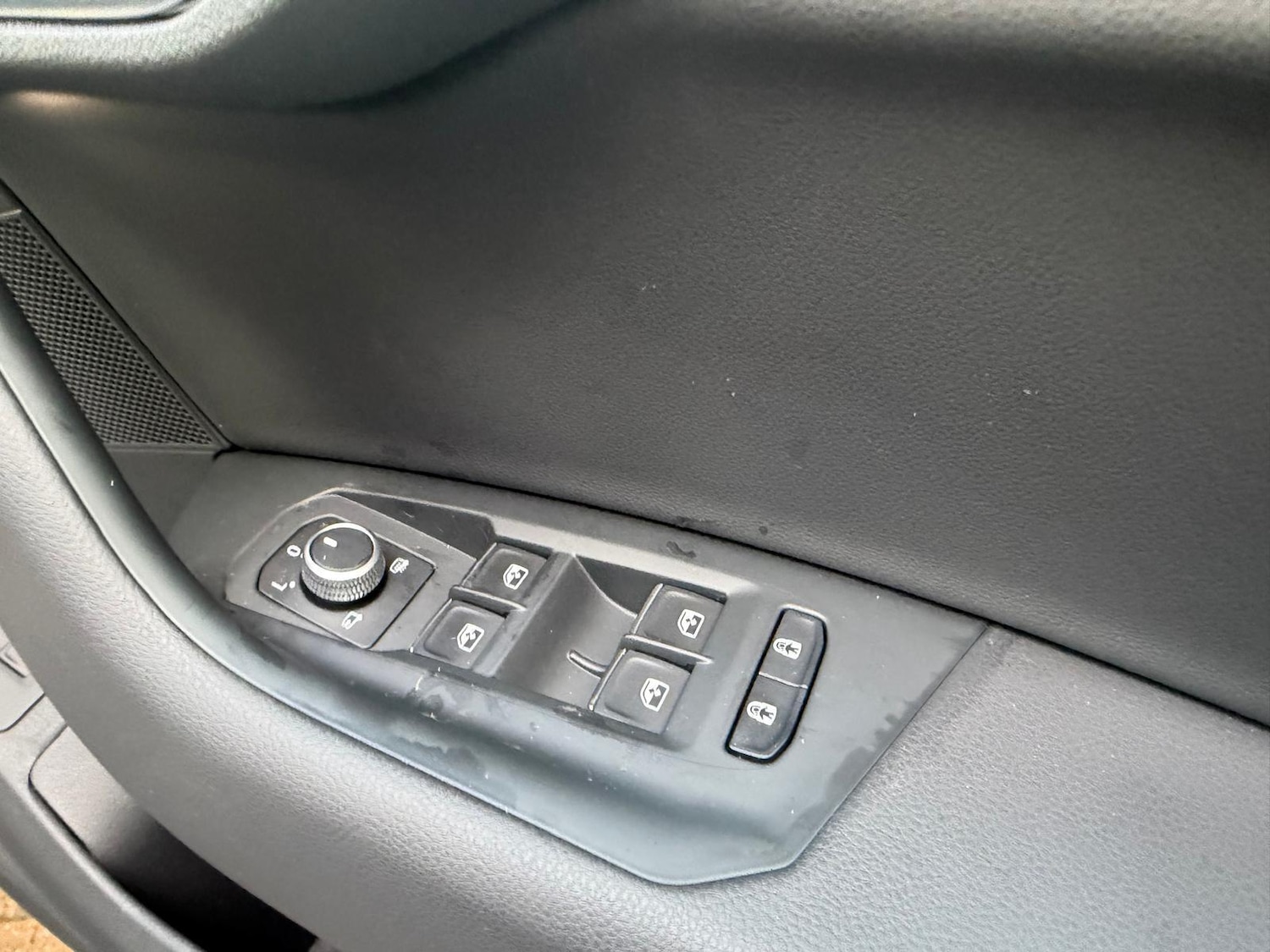 Used Volkswagen Touareg for sale - 78202234: Photo 24