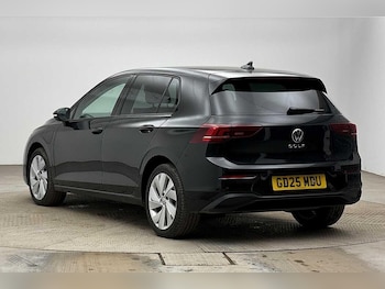 Used Volkswagen Golf 2025 for sale - 78682042: Photo