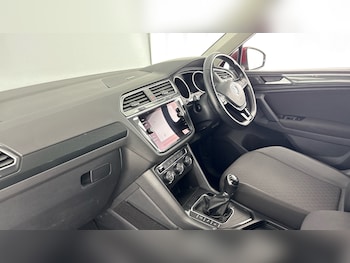 Used Volkswagen Tiguan 2020 for sale - 79048082: Photo
