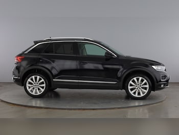 Used Volkswagen T-Roc 2021 for sale - 79246668: Photo