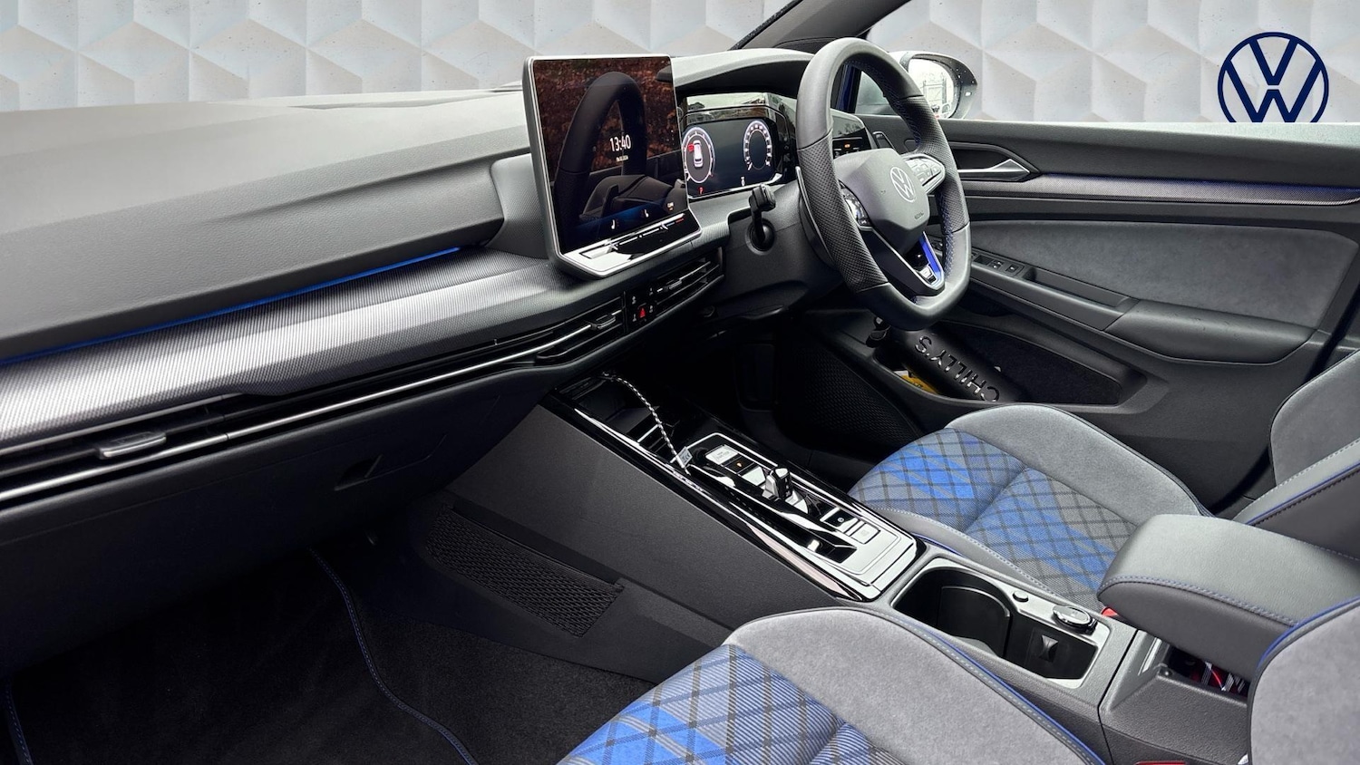 Used Volkswagen Golf 2026 for sale - 77506398: Photo 2