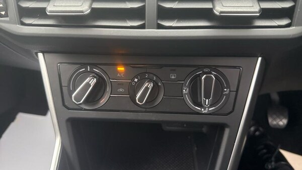 Used Volkswagen Polo 2023 for sale - 76028226: Photo 29