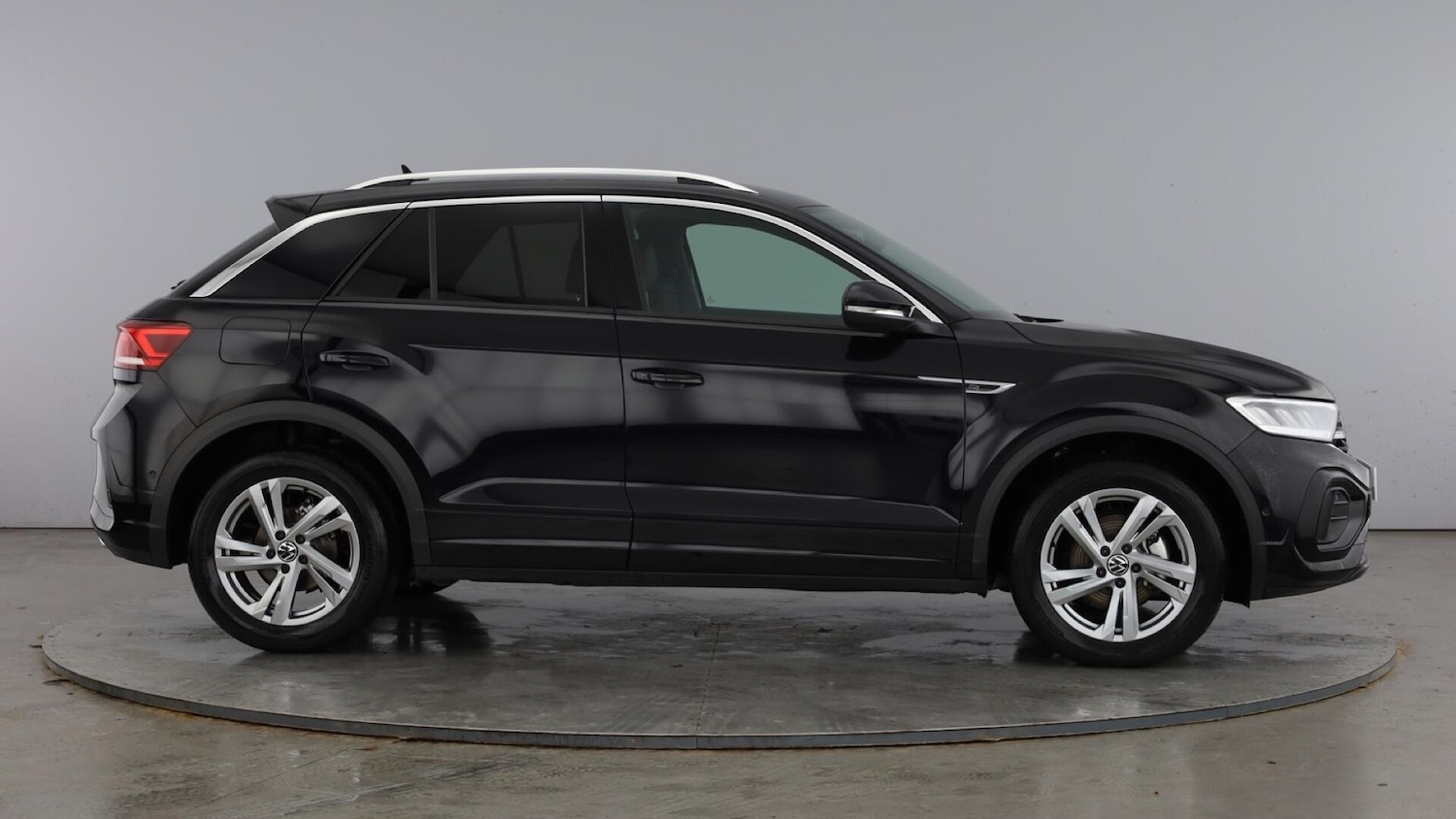 Used Volkswagen T-Roc 2025 for sale - 77506485: Photo 4