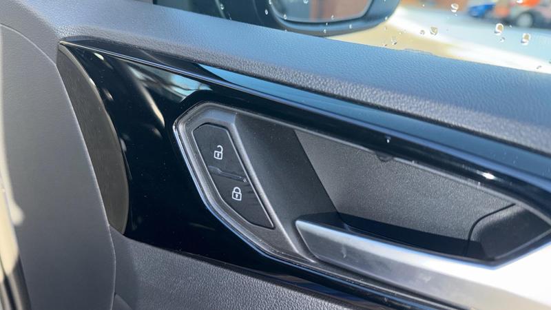 Used Volkswagen T-Cross 2024 for sale - 77088185: Photo 20