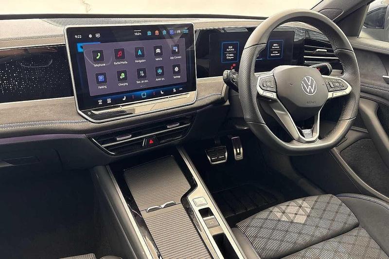 Used Volkswagen Passat 2025 for sale - 76467756: Photo 2