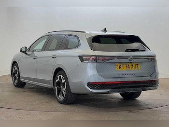 Used Volkswagen Passat 2025 for sale - 76467756: Photo