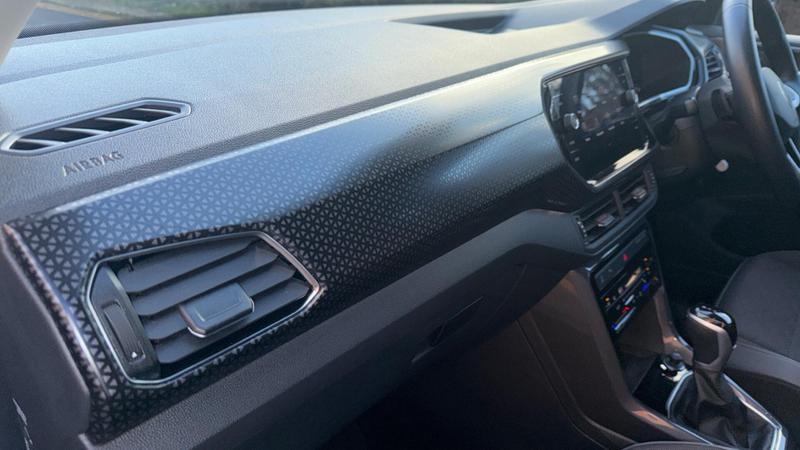 Used Volkswagen T-Cross 2023 for sale - 77326861: Photo 16