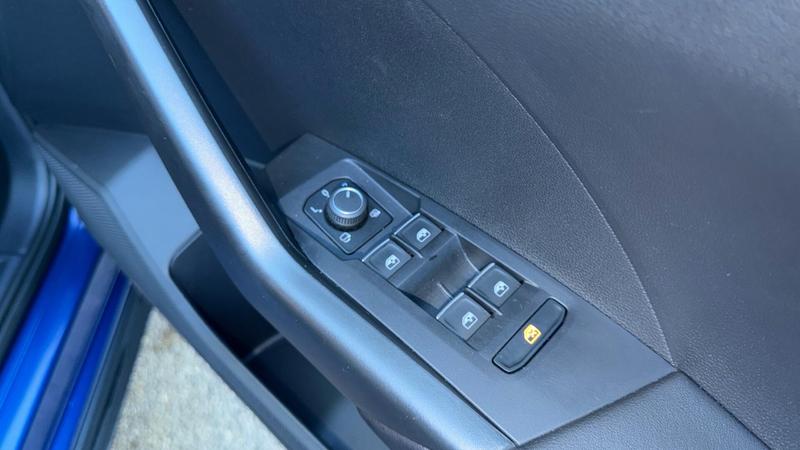 Used Volkswagen T-Cross 2023 for sale - 77326861: Photo 19