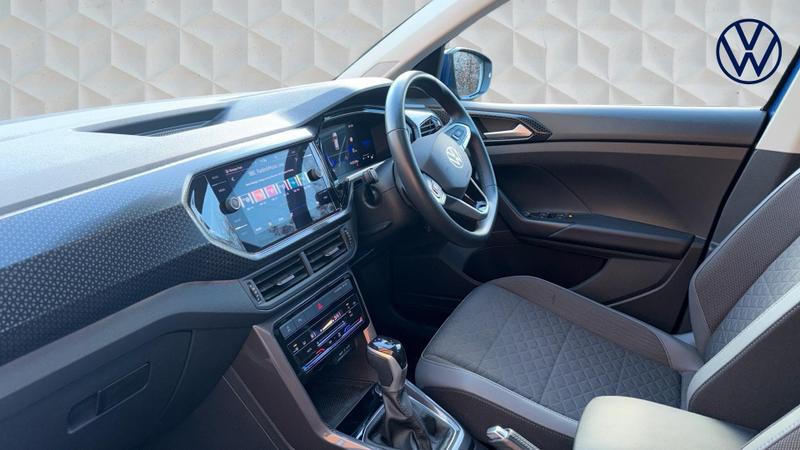 Used Volkswagen T-Cross 2023 for sale - 77326861: Photo 2