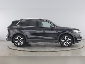 Used Volkswagen Tiguan 2024 for sale - 75751920: Photo