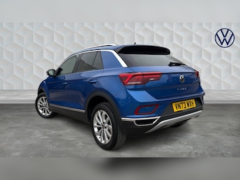 Used Volkswagen T-Roc 2023 for sale - 77781924: Photo