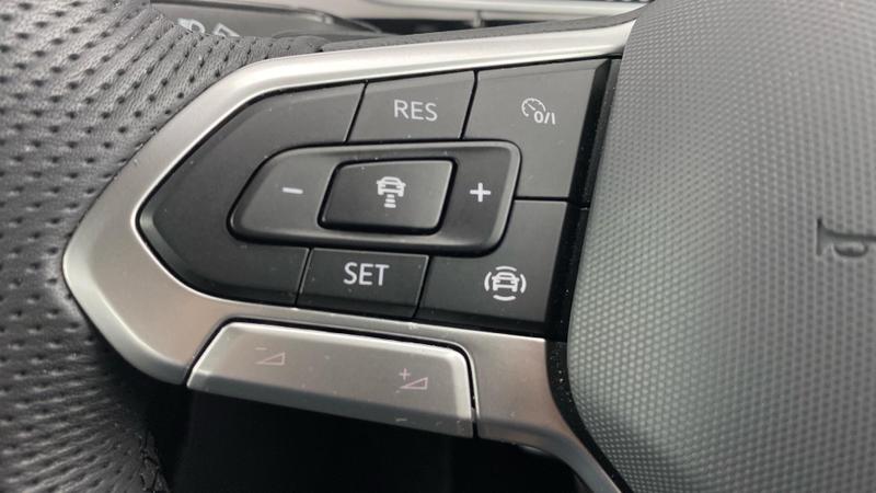 Used Volkswagen T-Roc 2025 for sale - 76467757: Photo 21