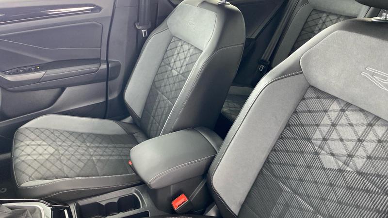 Used Volkswagen T-Roc 2025 for sale - 76467757: Photo 33