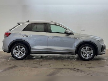 Used Volkswagen T-Roc 2025 for sale - 76467757: Photo