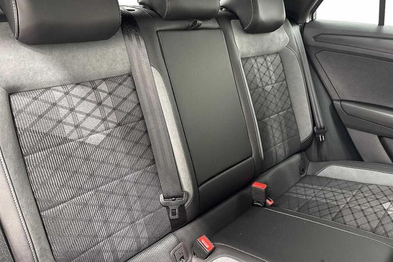 Used Volkswagen T-Roc 2025 for sale - 76467757: Photo 9