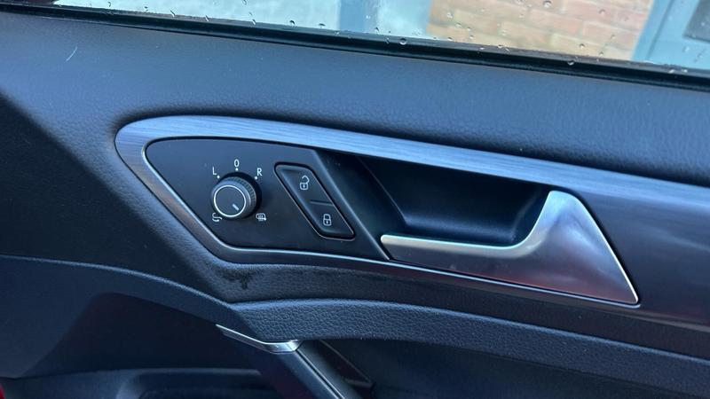 Used Volkswagen Golf 2019 for sale - 77198917: Photo 27