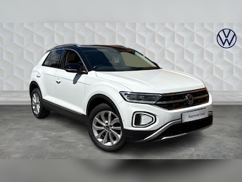Used Volkswagen T-Roc 2023 for sale - 78757430: Photo