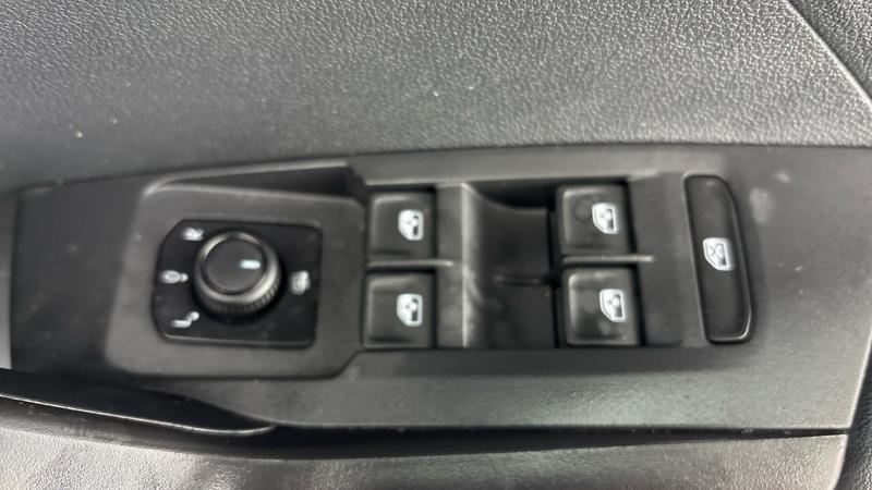 Used Volkswagen T-Cross 2021 for sale - 76931222: Photo 19