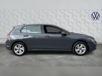 Used Volkswagen Golf 2021 for sale - 78081169: Photo