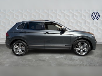 Used Volkswagen Tiguan 2019 for sale - 78210388: Photo