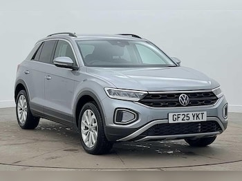 Used Volkswagen T-Roc 2025 for sale - 77602313: Photo