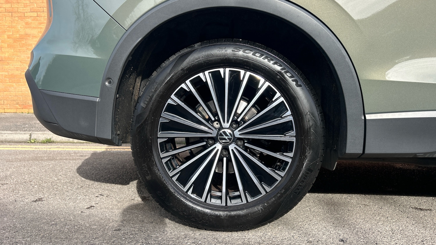 Used Volkswagen Tiguan 2024 for sale - 78091225: Photo 5