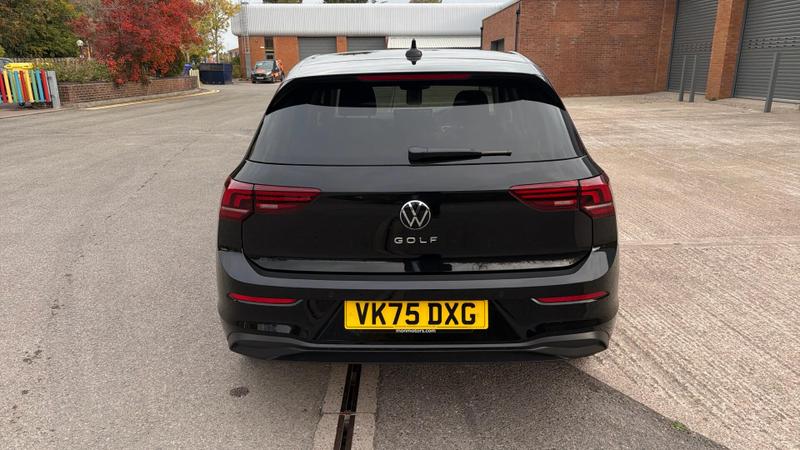 Used Volkswagen Golf 2025 for sale - 76302816: Photo 11