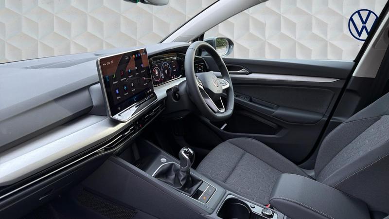 Used Volkswagen Golf 2025 for sale - 76302816: Photo 2