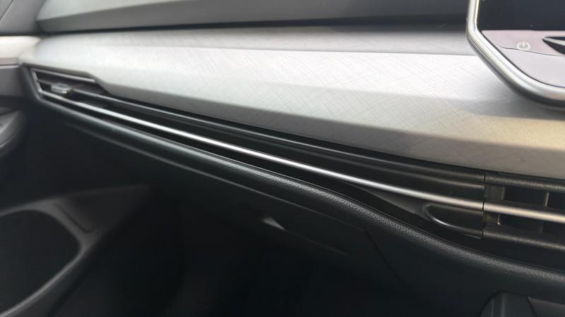 Used Volkswagen Golf 2025 for sale - 76302816: Photo 31