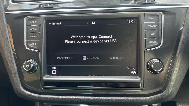 Used Volkswagen Tiguan 2016 for sale - 76382201: Photo 11