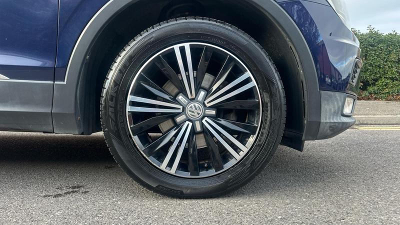 Used Volkswagen Tiguan 2016 for sale - 76382201: Photo 5