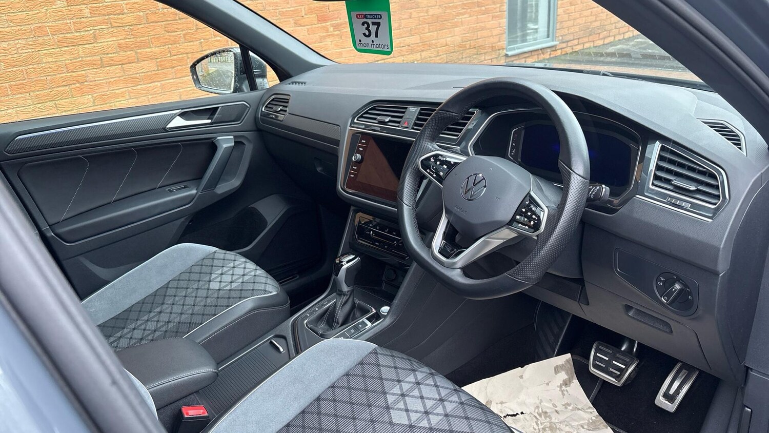 Used Volkswagen Tiguan 2023 for sale - 77602277: Photo 6